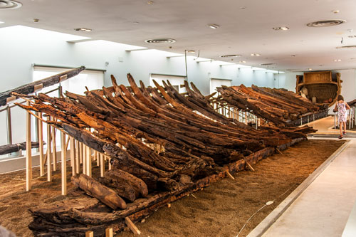 Schiffswrack im archäologischen Museum