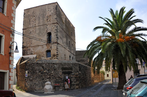 Orosei, Castello